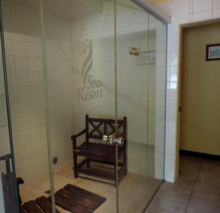 Hostal Cruz Chica Luaran gambar