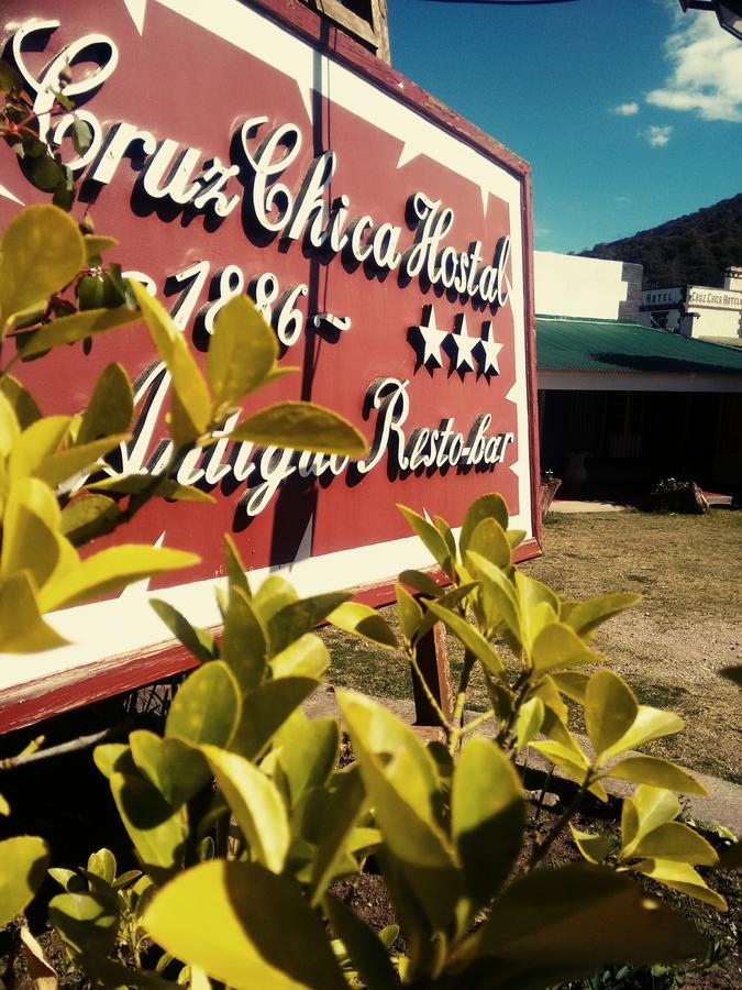 Hostal Cruz Chica Luaran gambar